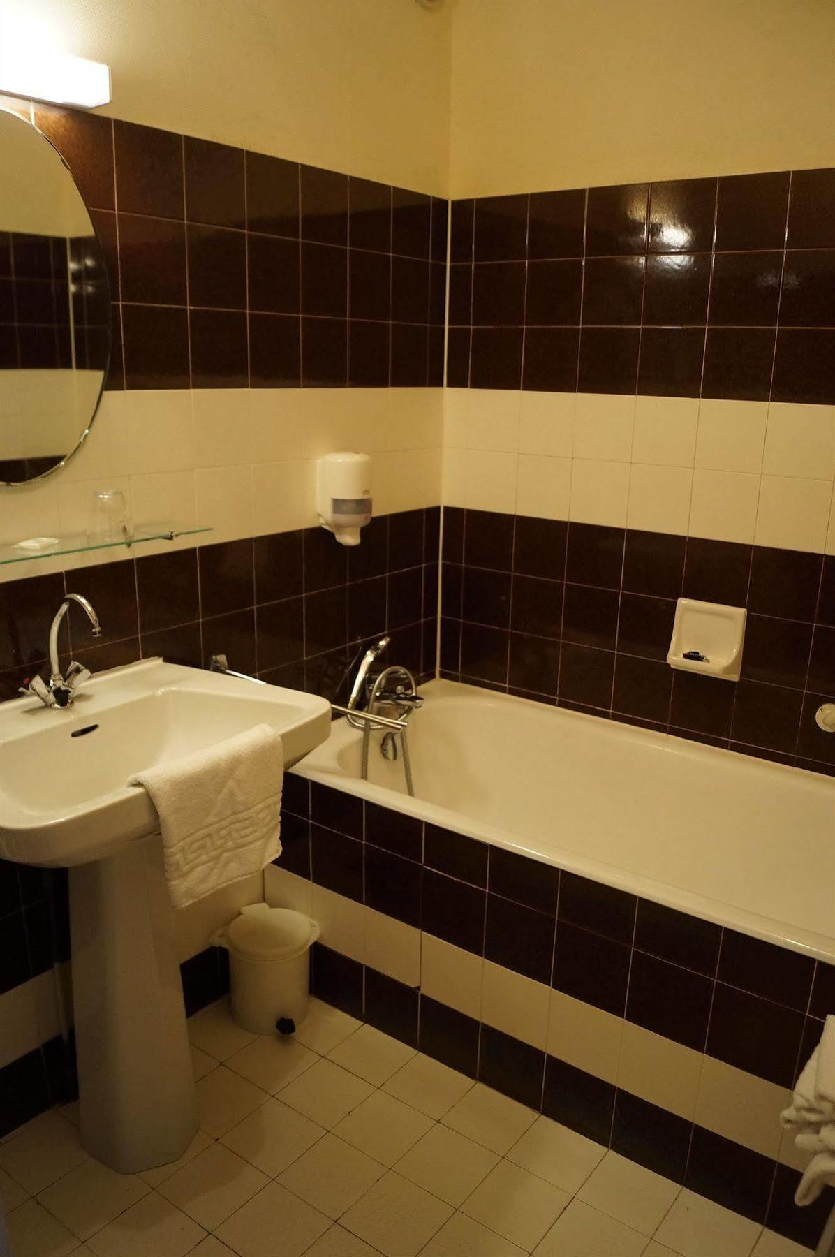 Le Novel Hotel Аркашон Екстериор снимка