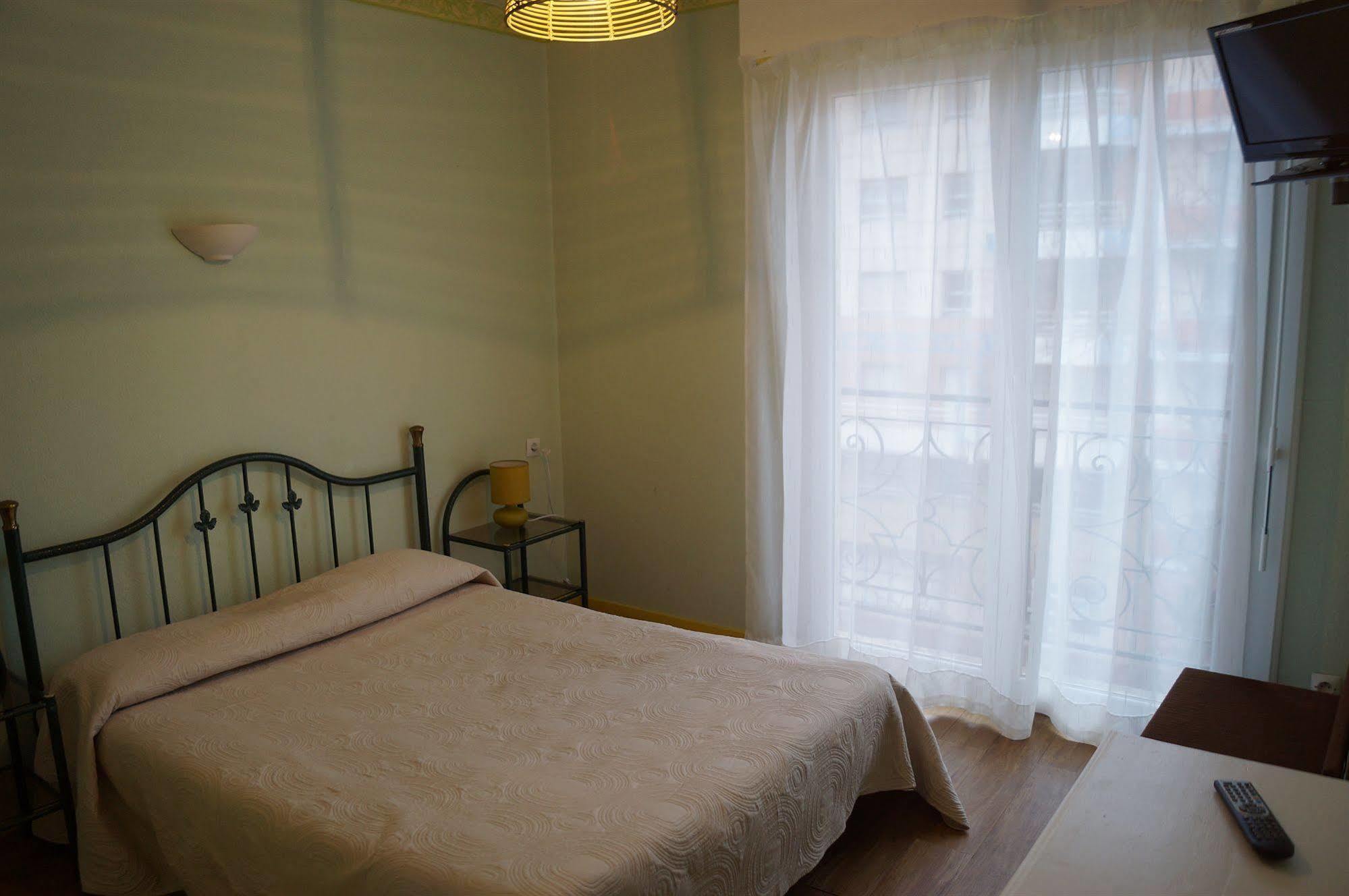 Le Novel Hotel Аркашон Екстериор снимка